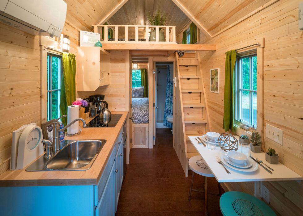 Off Grid Tiny House Living